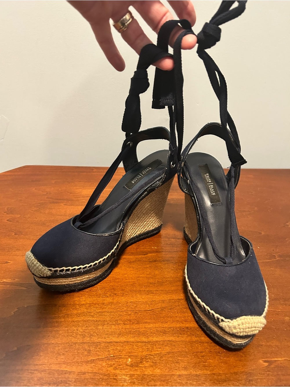 White House/Black Market Navy woven Espadrille Wedge Sandals with Ankle Tie 8M